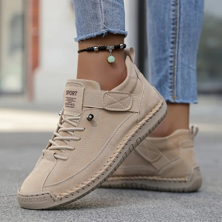Elira I Trainers