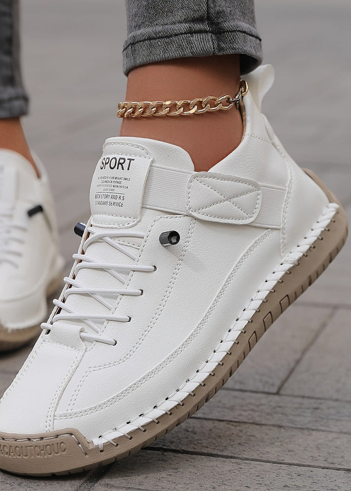 Elira I Trainers