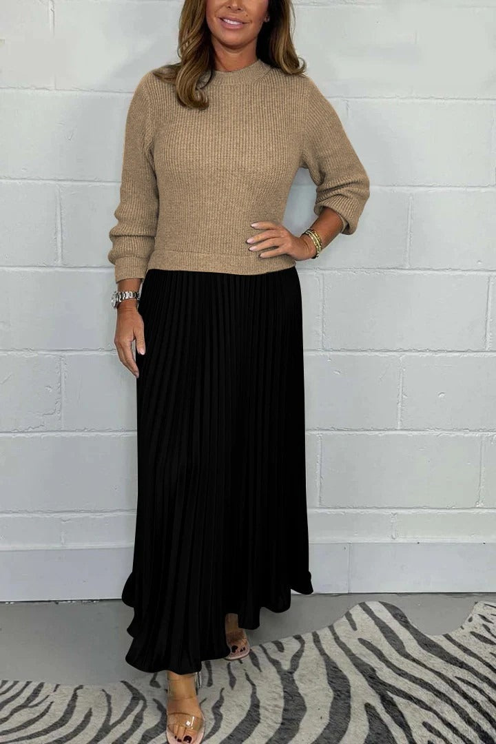 Charlotte |Pleated dress with knitted top