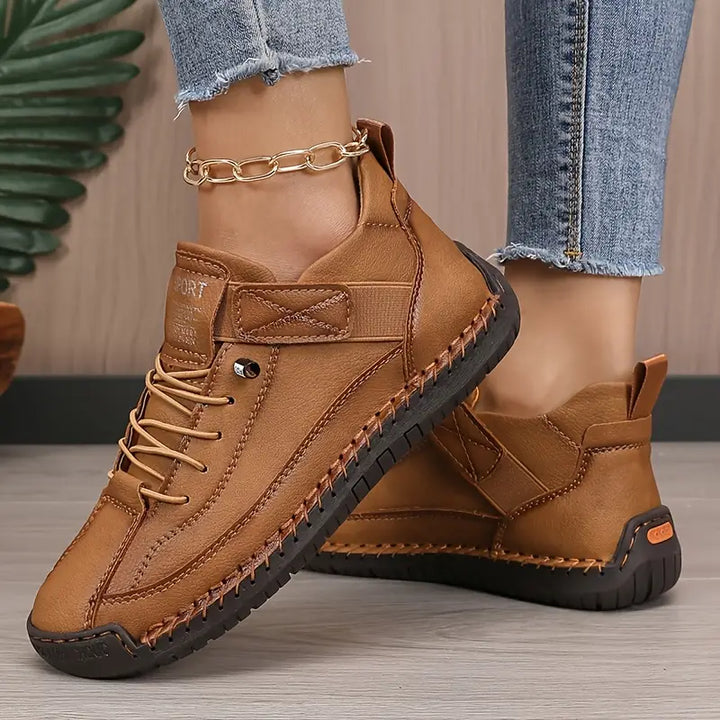 Elira I Trainers