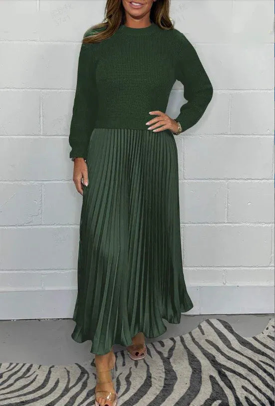 Charlotte |Pleated dress with knitted top