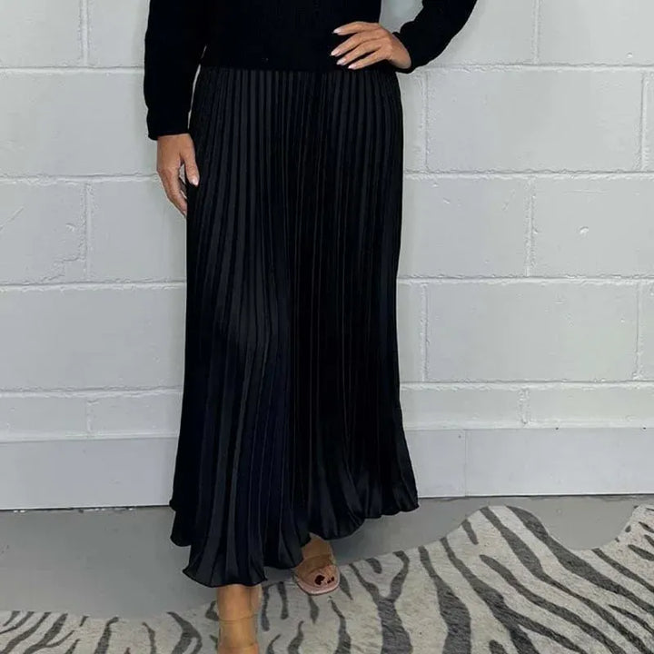 Charlotte |Pleated dress with knitted top